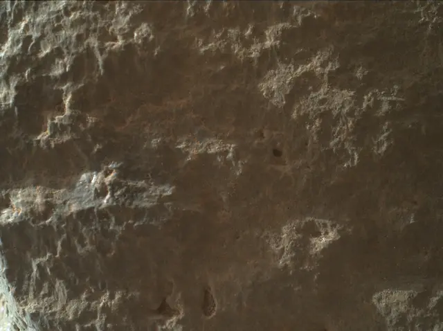Sol 2016: Mars Hand Lens Imager (MAHLI)