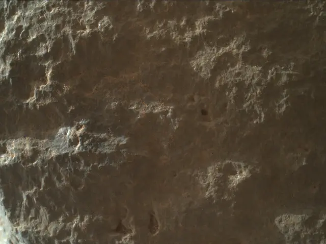 Sol 2016: Mars Hand Lens Imager (MAHLI)