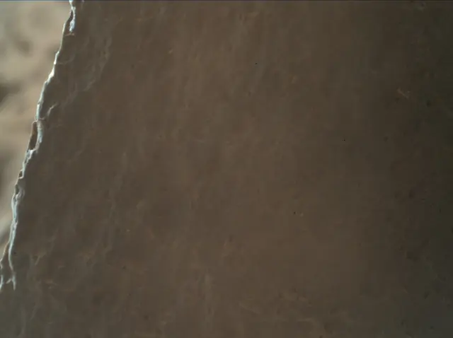 Sol 2016: Mars Hand Lens Imager (MAHLI)