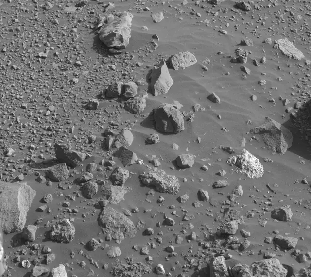 Sol 2017: Mast Camera (Mastcam)