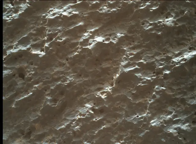 Sol 2018: Mars Hand Lens Imager (MAHLI)