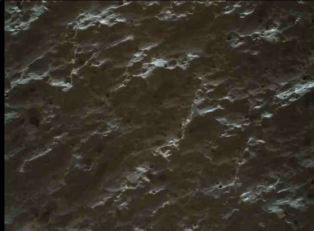 Sol 2018: Mars Hand Lens Imager (MAHLI)