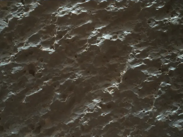 Sol 2018: Mars Hand Lens Imager (MAHLI)