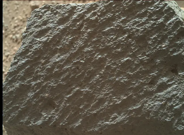Sol 2018: Mars Hand Lens Imager (MAHLI)
