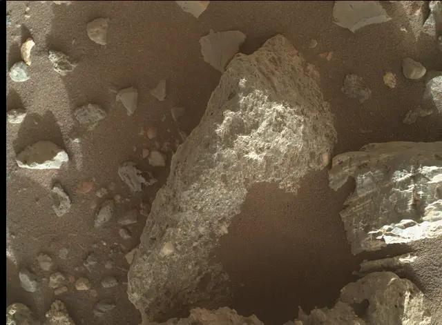 Sol 2018: Mars Hand Lens Imager (MAHLI)
