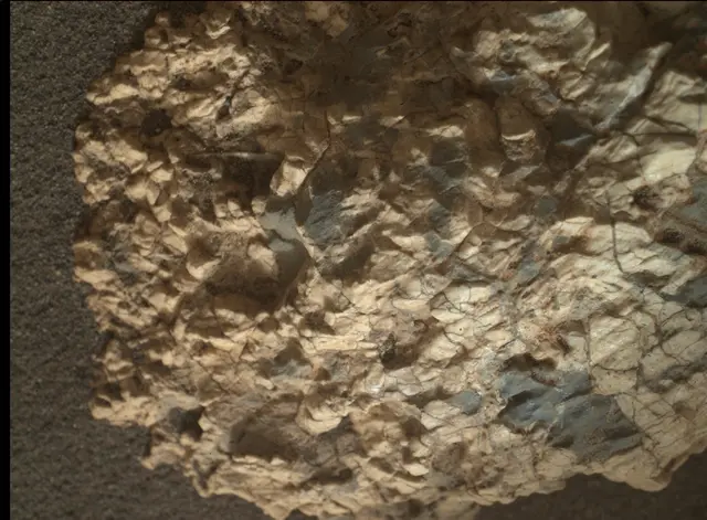 Sol 2018: Mars Hand Lens Imager (MAHLI)
