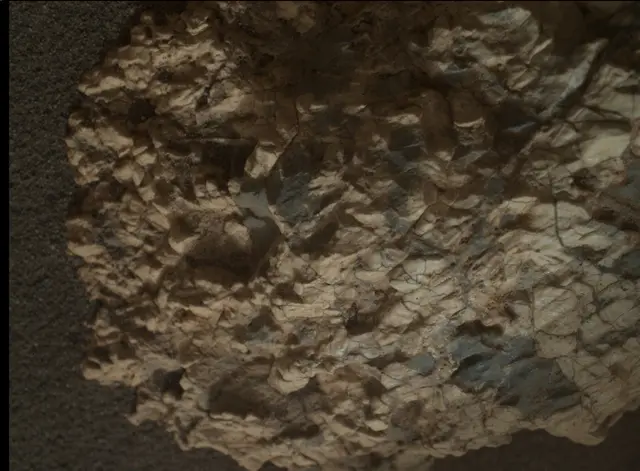 Sol 2018: Mars Hand Lens Imager (MAHLI)