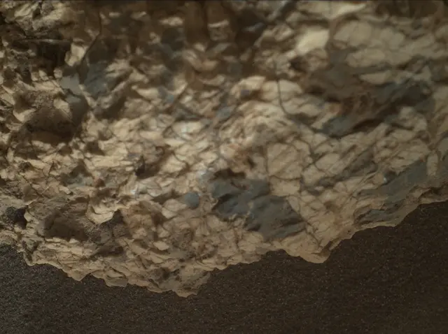 Sol 2018: Mars Hand Lens Imager (MAHLI)
