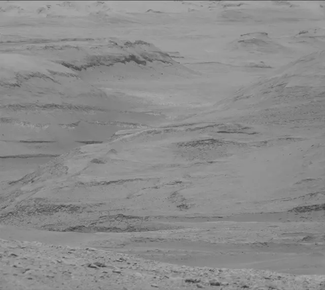 Sol 2019: Mast Camera (Mastcam)
