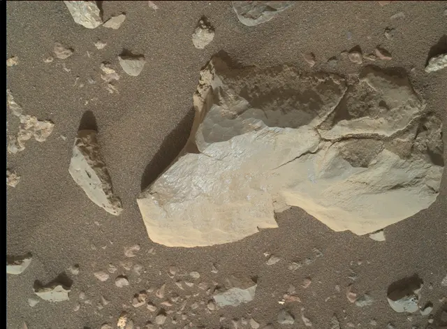Sol 2019: Mars Hand Lens Imager (MAHLI)