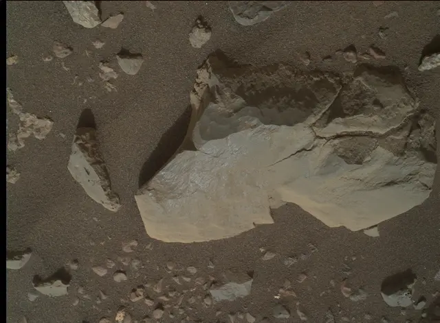 Sol 2019: Mars Hand Lens Imager (MAHLI)