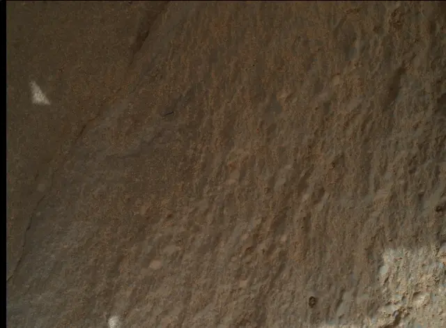 Sol 2019: Mars Hand Lens Imager (MAHLI)