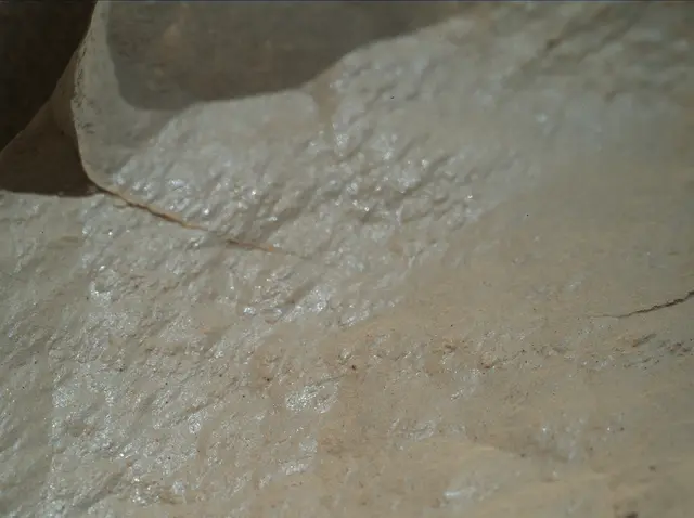 Sol 2019: Mars Hand Lens Imager (MAHLI)