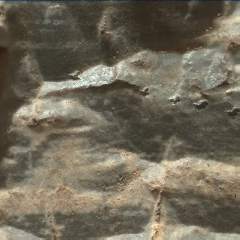 Sol 2019: Mars Hand Lens Imager (MAHLI)
