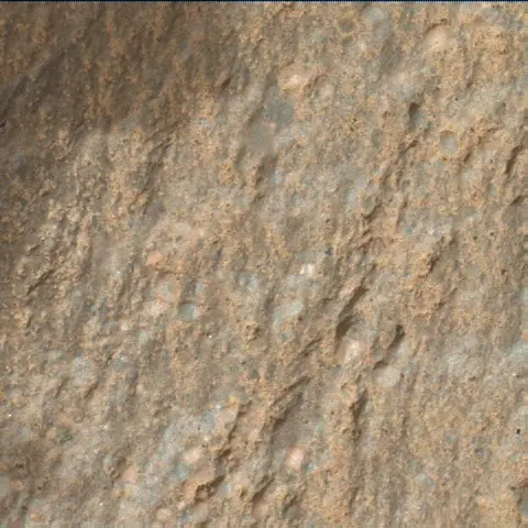 Sol 2019: Mars Hand Lens Imager (MAHLI)
