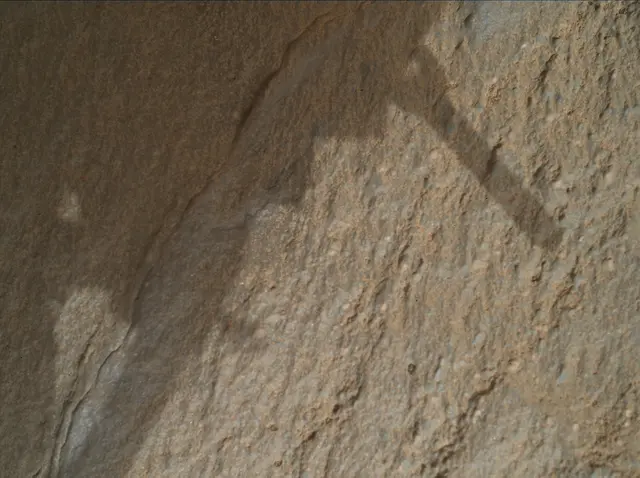 Sol 2019: Mars Hand Lens Imager (MAHLI)