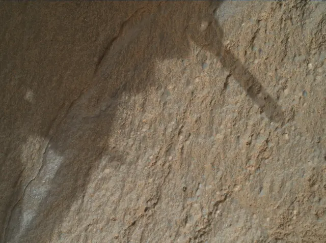 Sol 2019: Mars Hand Lens Imager (MAHLI)
