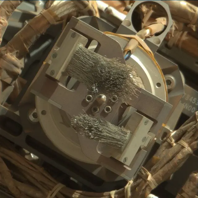 Sol 2022: Mast Camera (Mastcam)