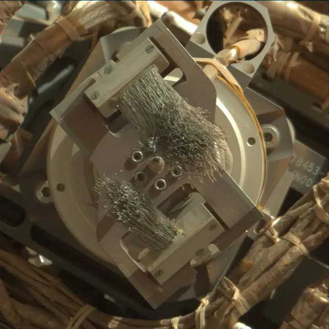Sol 2022: Mast Camera (Mastcam)