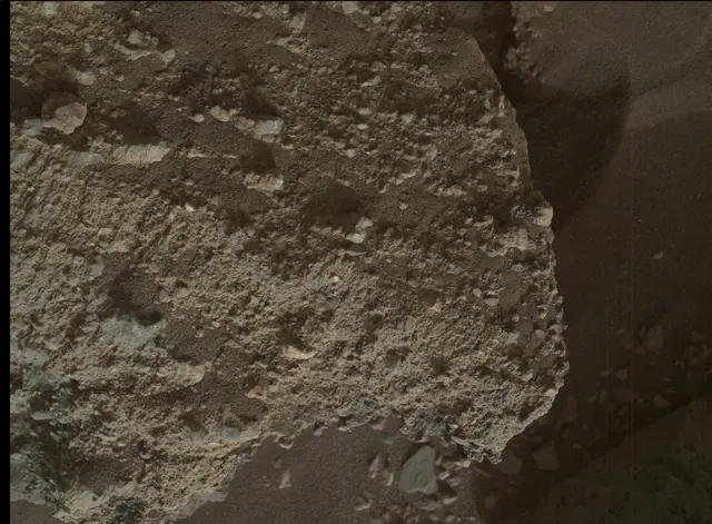 Sol 2022: Mars Hand Lens Imager (MAHLI)