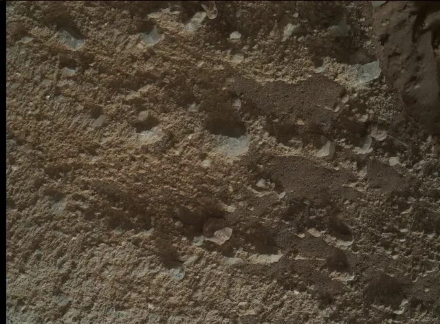 Sol 2022: Mars Hand Lens Imager (MAHLI)