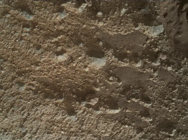 Sol 2022: Mars Hand Lens Imager (MAHLI)