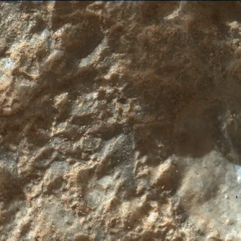 Sol 2022: Mars Hand Lens Imager (MAHLI)