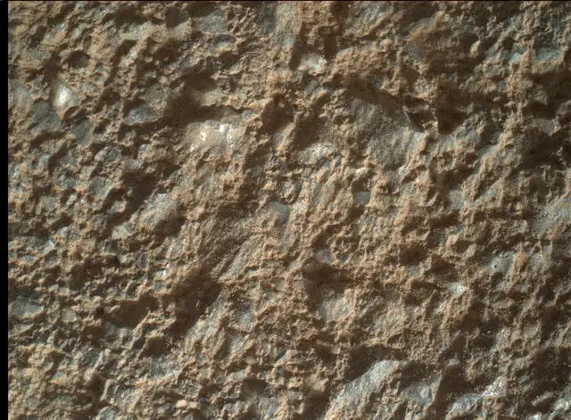 Sol 2022: Mars Hand Lens Imager (MAHLI)