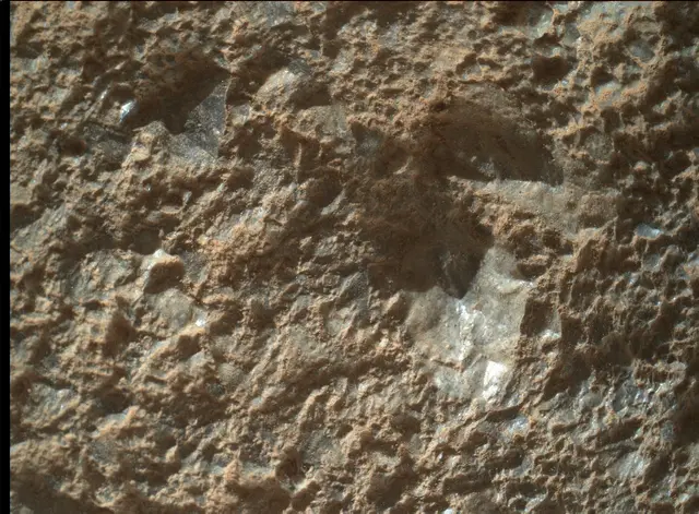 Sol 2022: Mars Hand Lens Imager (MAHLI)