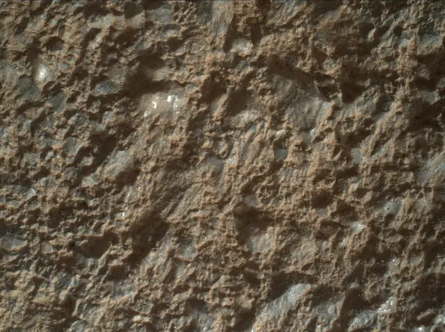 Sol 2022: Mars Hand Lens Imager (MAHLI)