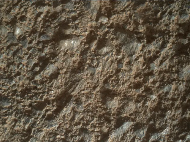 Sol 2022: Mars Hand Lens Imager (MAHLI)