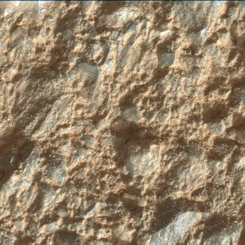 Sol 2022: Mars Hand Lens Imager (MAHLI)