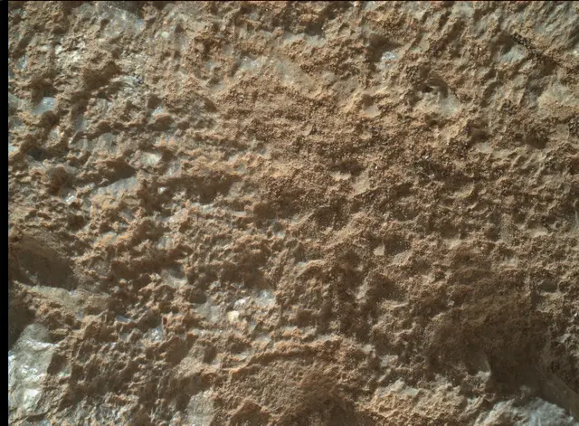 Sol 2022: Mars Hand Lens Imager (MAHLI)