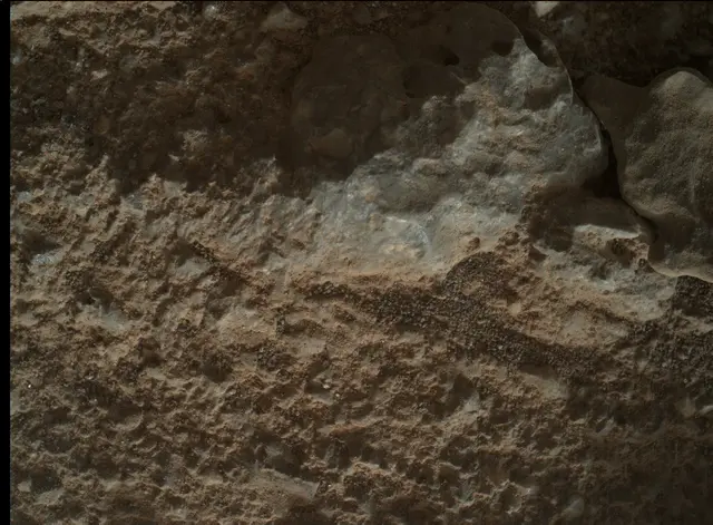 Sol 2022: Mars Hand Lens Imager (MAHLI)