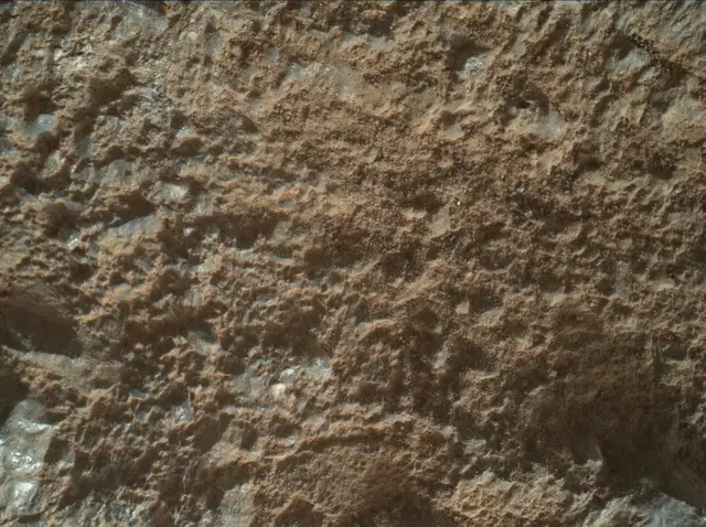 Sol 2022: Mars Hand Lens Imager (MAHLI)