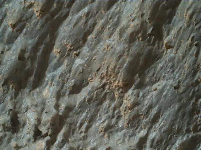 Sol 2022: Mars Hand Lens Imager (MAHLI)