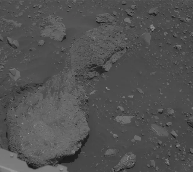 Sol 2023: Mast Camera (Mastcam)