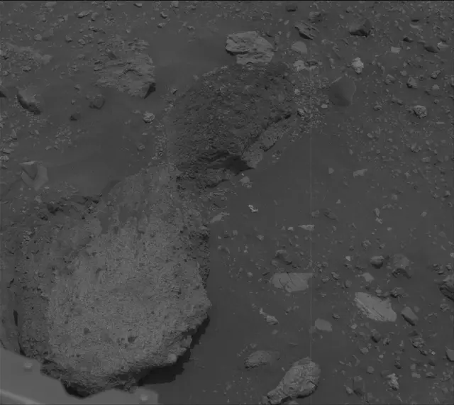 Sol 2023: Mast Camera (Mastcam)