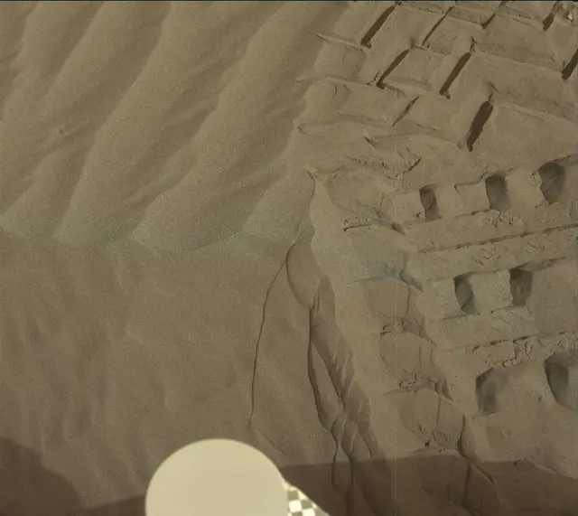 Sol 2023: Mast Camera (Mastcam)