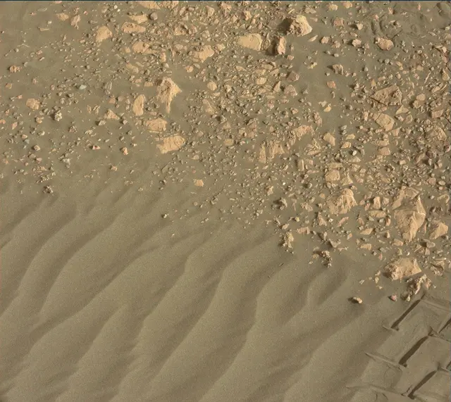 Sol 2023: Mast Camera (Mastcam)
