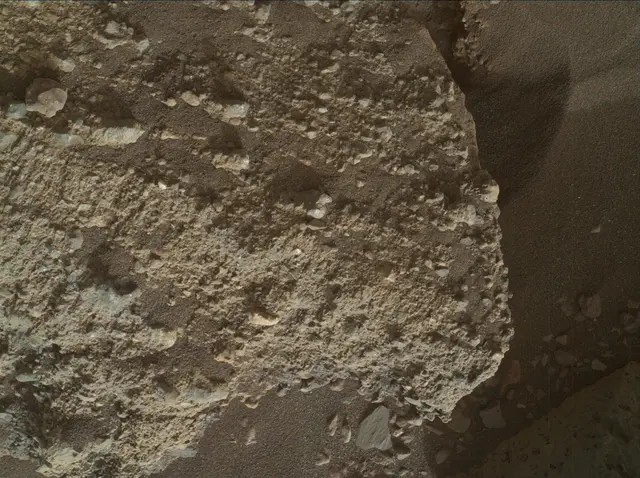 Sol 2023: Mars Hand Lens Imager (MAHLI)