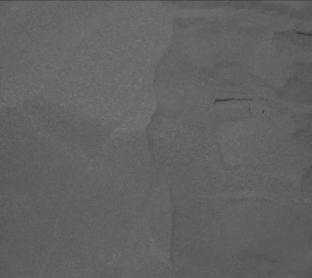 Sol 2025: Mast Camera (Mastcam)