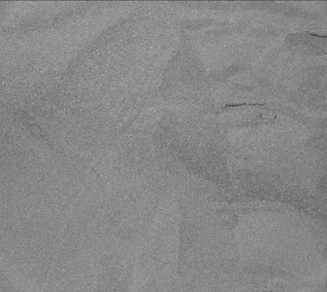 Sol 2025: Mast Camera (Mastcam)