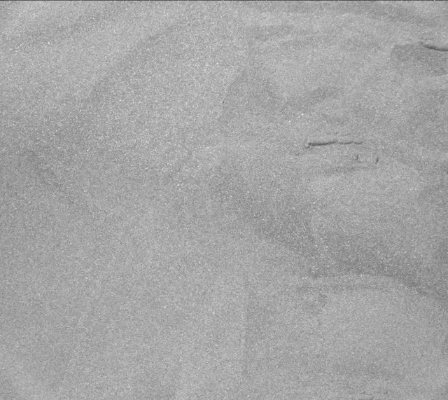 Sol 2025: Mast Camera (Mastcam)