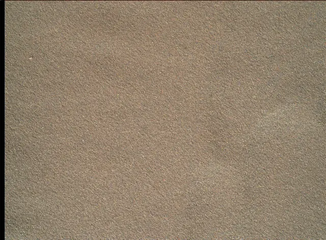 Sol 2025: Mars Hand Lens Imager (MAHLI)