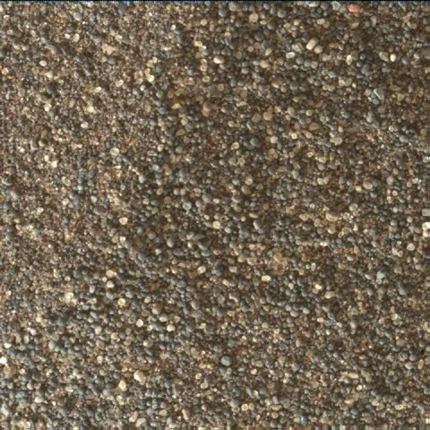 Sol 2025: Mars Hand Lens Imager (MAHLI)