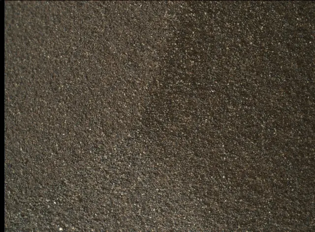 Sol 2025: Mars Hand Lens Imager (MAHLI)