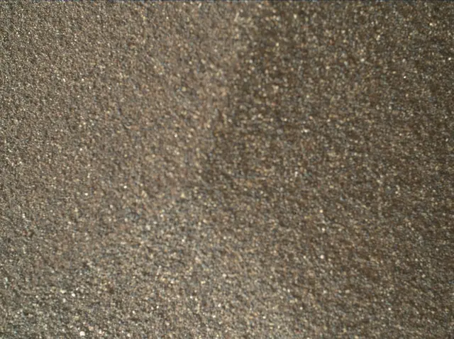 Sol 2025: Mars Hand Lens Imager (MAHLI)