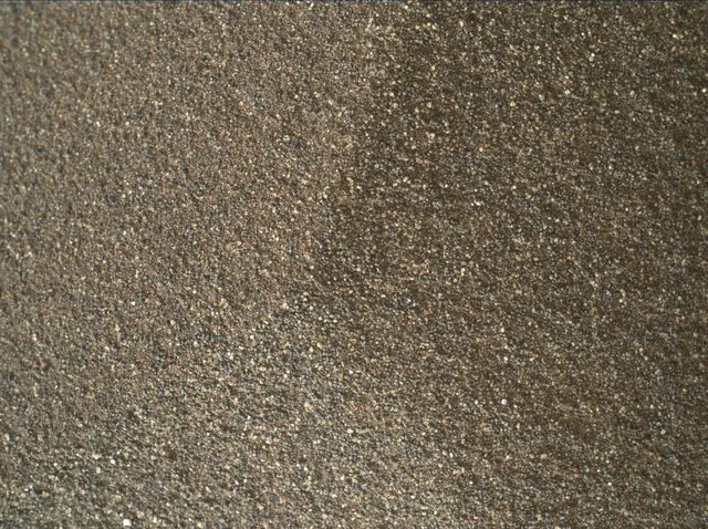 Sol 2025: Mars Hand Lens Imager (MAHLI)