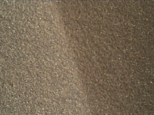 Sol 2025: Mars Hand Lens Imager (MAHLI)